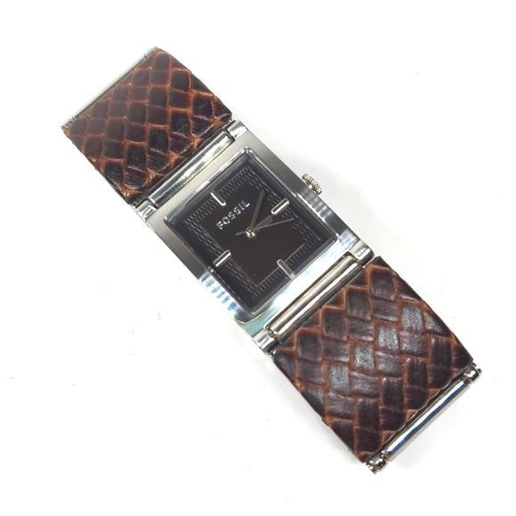 Fossil ES2311 Black Dial with Silver Case and Brown Leather Strap Watch - Picture 7 of 15
